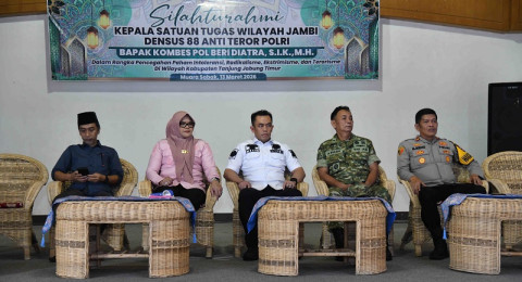Kepala Satuan Tugas Wilayah (Kasatgaswil) Jambi Densus 88 Anti-Teror Polri, Kombes Pol Beri Diatra Kunjungi Bupati Tanjabtim