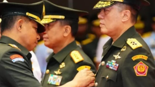 Kepala Badan Intelijen Strategis (BAIS) TNI  Letnan Jenderal Yudi Abrimantyo Dicopot, Pasca Kasus Penyiraman Air Keras Terhadap Aktivis Kontras Andrie Yunus,