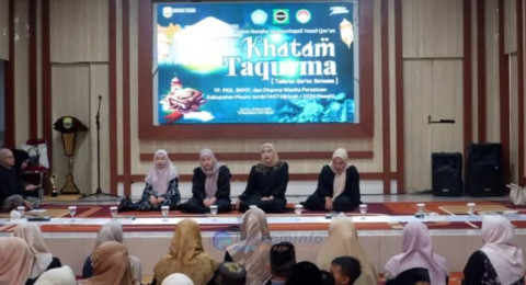 Sinergi Tiga Pilar Organisasi Wanita Muaro Jambi Gelar Khatam Taqurma di Rumah Dinas Bupati