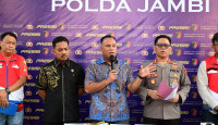Pelangsiran Solar Subsidi di SPBU SPBU Marak di Provinsi Jambi, Kerjasama Operator SPBU dan Pelangsir Terus Terjadi, Walau Polda Jambi Ungkap Kasus di SPBU Lubuk Landai, Bungo.