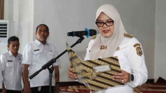 Bupati Tanjabtim Serahkan SK dan Ambil Sumpah 67 PNS