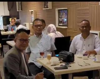 Panitia HPN 2022 di Kendari, Auri Jaya, M. Ikhsan dan Atal Depari ( poto IG Atal Depari)
