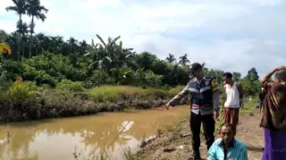 Di Sungai Primer inilah nenek Nurung berduel dengan buaya, Minggu (26/3/2023) || Foto : Hendri Rosta