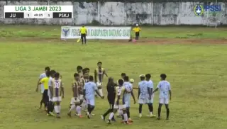 Persikoja versus Jambi United pada laga Liga 3 Asprov PSSI Jambi. (foto: Asprov PSSI Jambi)
