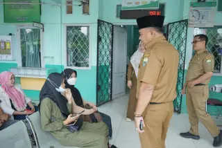 Sekda Kabupaten Muaro Jambi Budhi Hartono Sidak Puskesmas || Dok fkm