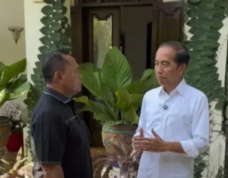 Cawagub Jambi Letjen ( Pur) Sudirman dapat wejangan dari mantan Presiden Jokowi agar APBD tidak defisit || dokpri
