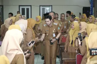 Wawako Diza melakukan kunjungan ke sejumlah Organisasi Perangkat Daerah (OPD) dilingkup Pemkot Jambi || Dok PKJ