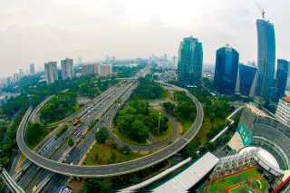 Ilustrasi: Pemandangan udara Simpang Susun Semanggi dan gedung bertingkat di Jakarta.