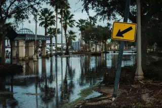 Seorang WNI Dievakuasi Setelah Banjir Melanda Bangkok