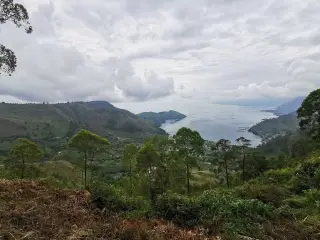 Ilustrasi: Danau Toba.