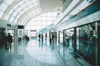 Pemerintah Salurkan Stimulus Ekonomi Diskon Tarif Transportasi pada Hari hari Besar Nasional