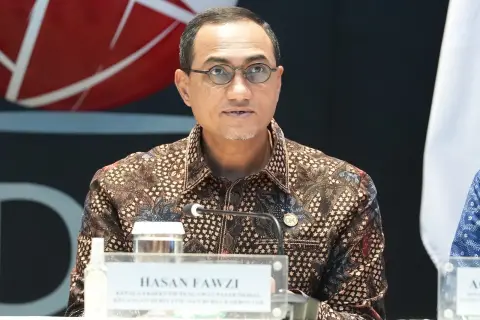 Kepala Eksekutif Pengawas Pasar Modal, Keuangan Derivatif, dan Bursa Karbon OJK Hasan Fawzi