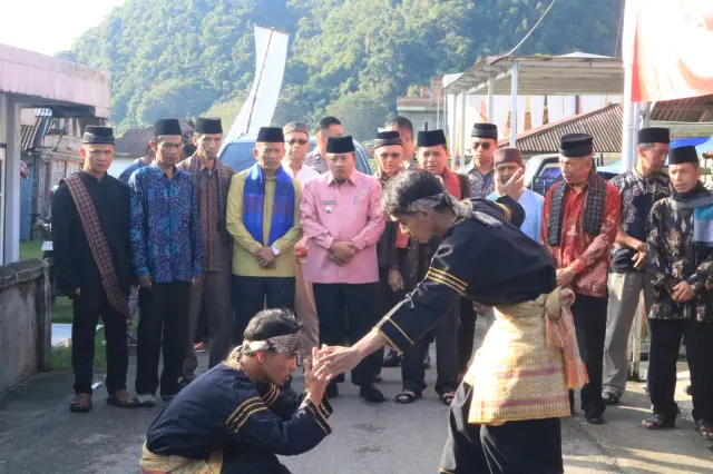 Sarasah Sonsang Festival, Dari Memancing Belut Hingga Paju Rakit