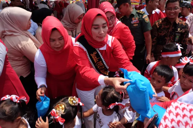 Peringatan Hari Anak Nasional HAN dan Gebyar PAUD Dihadiri Bunda Paud Kabupaten Muaro Jambi.