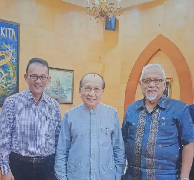 Mengenang Senator Prof. Dato’ Firdaus Abdullah, Namanya Harum dan Abadi di Negara Malaysia dan Negeri Minangkabau.