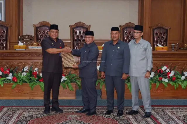 Sekda Budi Hartono Hadiri Rapat Paripurna DPRD Kabupaten Muaro Jambi