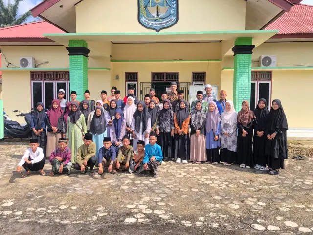 Santriwan Dan Santriwati Marjanul Qolbi Ikuti MTQ Tingkat Kecamatan Rimbo Bujang