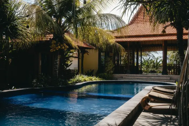 Koster Sebut Penjualan Hotel di Bali Bukan Tanda Pariwisata Lesu