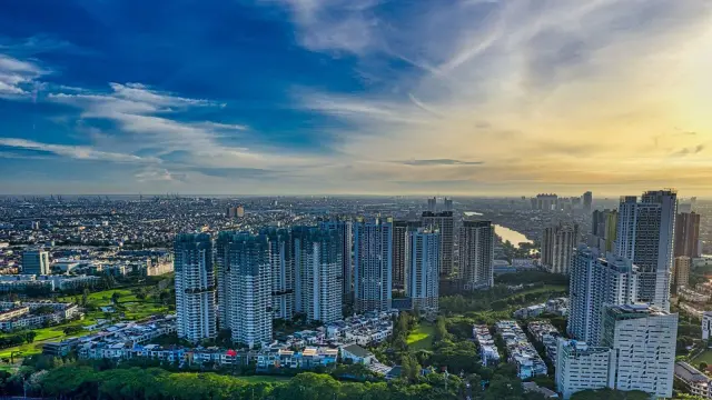 IHSG Naik ke 6.093, Sektor Industri Memimpin