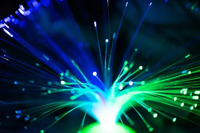 Samsung dan Telkom Jajaki Solusi AI dan IoT di Indonesia