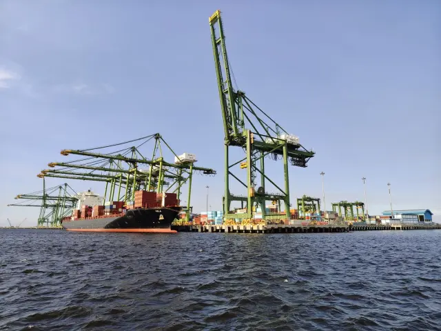 Ekonomi China Tumbuh 4,5 Persen pada Kuartal III 2026