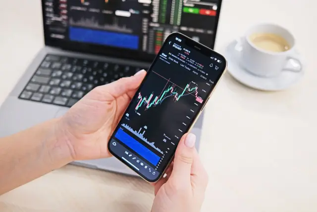 IHSG Menguat 5,65 Persen di Jakarta, Pasar Menanti Keputusan BI