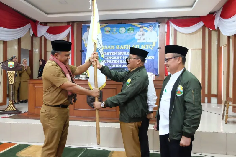 Sekda Lepas Kafilah MTQ Kabupaten Muaro Jambi Mengikuti MTQ ke 52 Tingkat Provinsi Jambi || KMJ