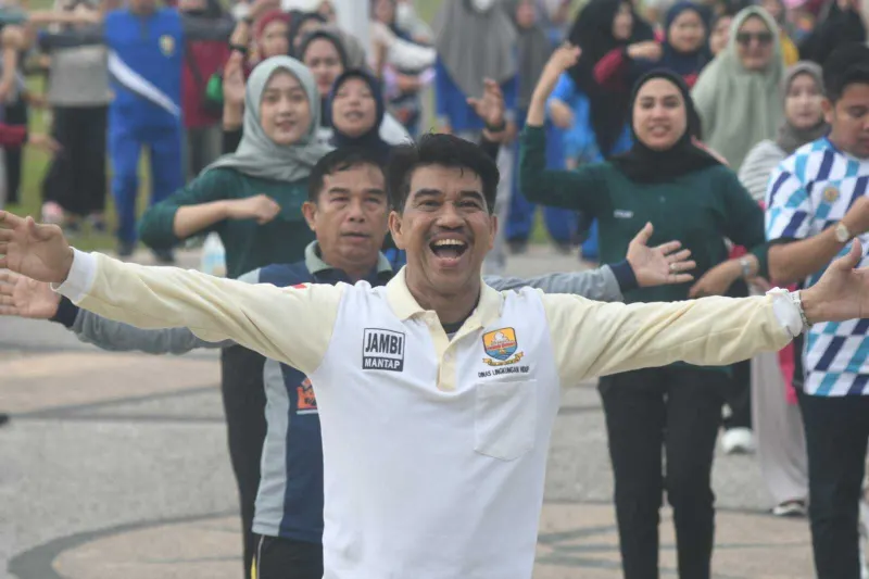 Pj Bupati Muaro Jambi, Raden Najmi Senam Bersama dengan Keluarga Besar Adhyaksa || kmj