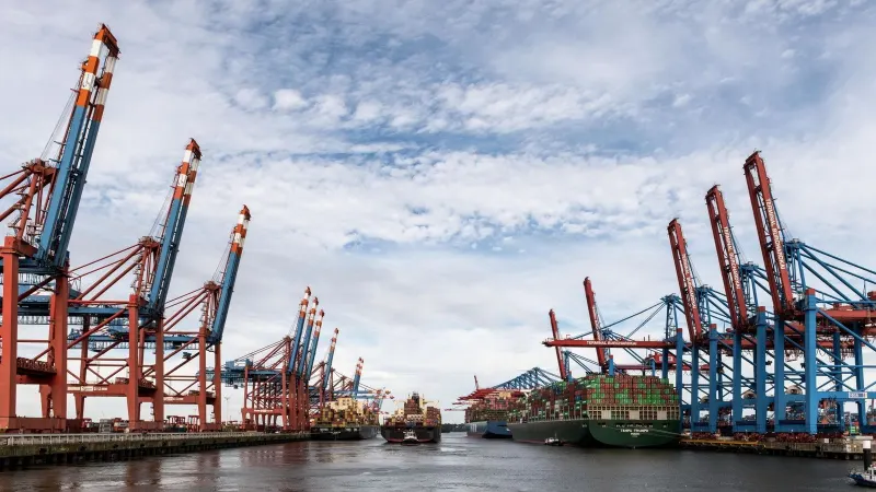 Rupiah Ditutup Rp17.965 per Dolar AS, Pemerintah Dorong Ekspor